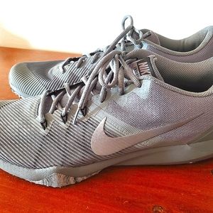 Nike Retaliation TR Size 14 Men's